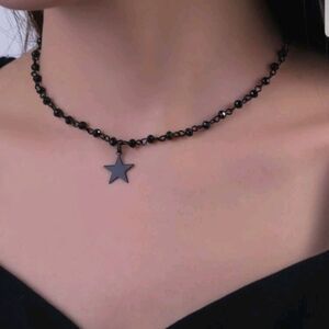 Beaded star necklace NWOT